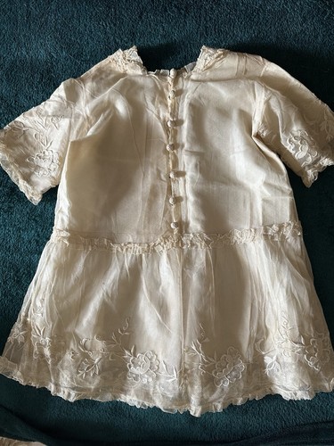 Robe ancienne bébé/enfant