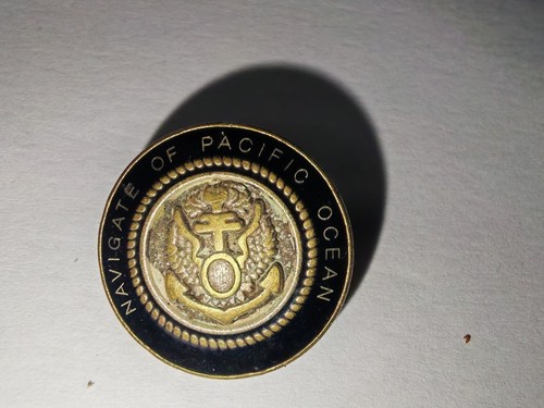 Ancien bouton militaire - ancien,