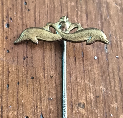 Insigne epinglette sous - epinglette,