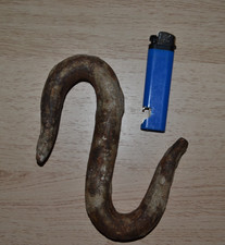 Ancien gros crochet S en acier