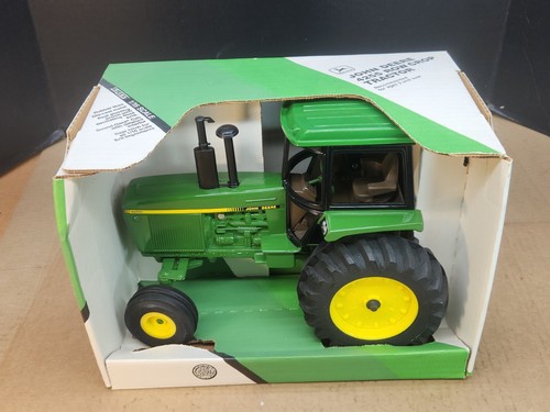 Ertl john deere 4255 - deere,