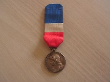  belle medaill  republique francaise attribuee travail commerce industrie 