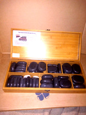 pierres chaudes en basalte  volcanique + coffret en bambou + 60 pcs pour massage