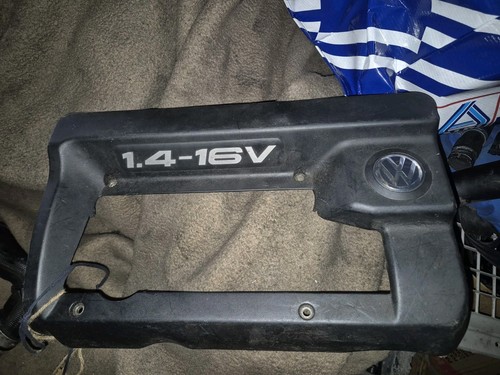 Cache moteur golf 4 - cache,