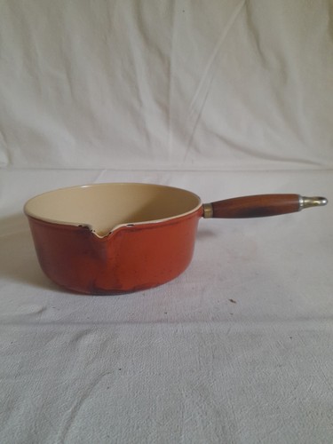 Ancienne casserole creuset - ancienne, le