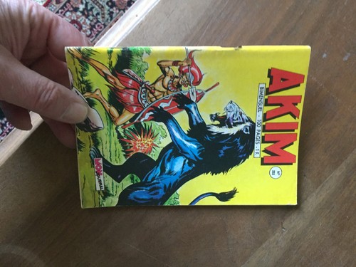 Petit format akim - bd, 252