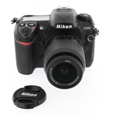 Nikon D200 + Nikkor 18-55mm AFS – 15 000 déclenchements – capteur à nettoyer