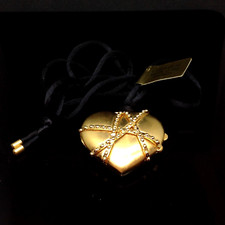 ESTEE LAUDER Parfum Solide Concrète Plein sans boite 14 x 45mm Collier Cœur