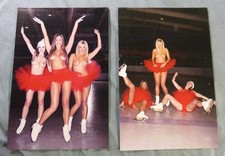 2 PHOTO POSTCARDS - NUDE WOMEN - MODELS ON ICE