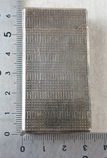 Ancien briquet, en métal