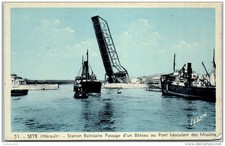 34 SETE - passage d'un bateau au pont basculant