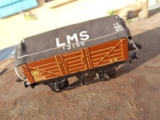 Hornby Série LTD superbe wagon tombereau avec bâche . TTBE complet