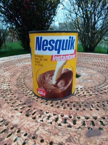 Boîte nesquik métallique - boîte,