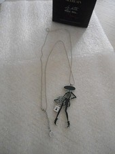 PENDENTIF / SAUTOIR   " la