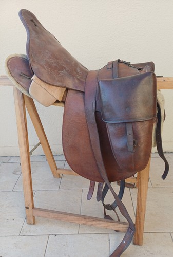 Authentique selle militaire