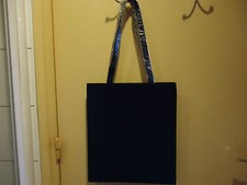 SAC/PORTE DOCUMENTS NOIR.ROCHAS.+ CADEAU ECHARPE.