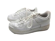 BASKETS NIKE AIR FORCE 1 - P 38,5