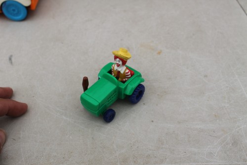 Figurine ronald tracteur mac - tracteur,