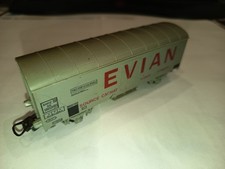 Wagon couvert "EVIAN" SNCF HO LIMA bon état