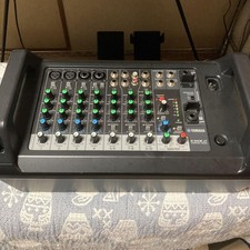 Yamaha EMX2 Powered Mixer Compact PA System Hi-Z Input utilisé avec réverbéra...