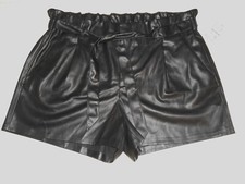 Neuf Short Noir Simili Cuir  Marque Kiabi   T   54