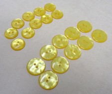 Lot de 20 Boutons anciens en