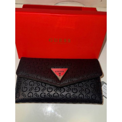 Nwt guess black embossed - nwt,