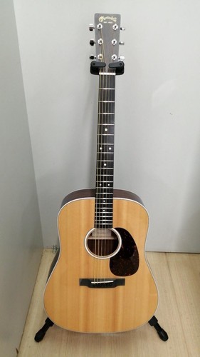 Guitare acoustique électrique