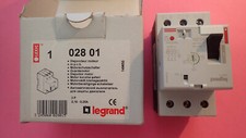 Legrand 02801 - Disjoncteur moteur magneto thermique 3P de 0,16 à 0,25A