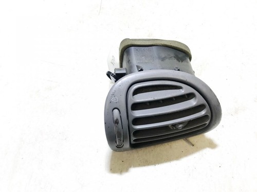 Peugeot 206 2003 dash vent - 206,