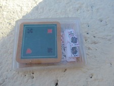 JEU DE CARTES   DE VOYAGE MINIATURE VINTAGE  dans un étui plastique