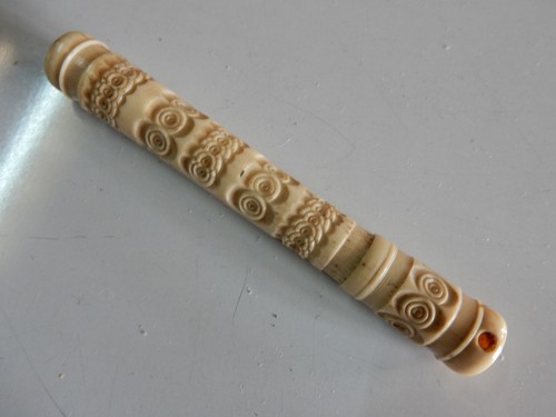 Porte aiguilles ancien - porte,