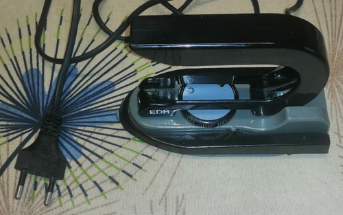 Fer repasser voyage 300w - de,