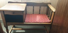 Banquette Telephone