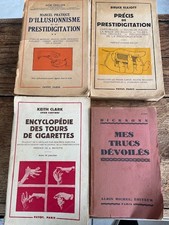 Lot de 4 Livres anciens de Prestidigitation-Magie Etat Moyen