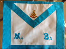 Tablier passé  Maître rite