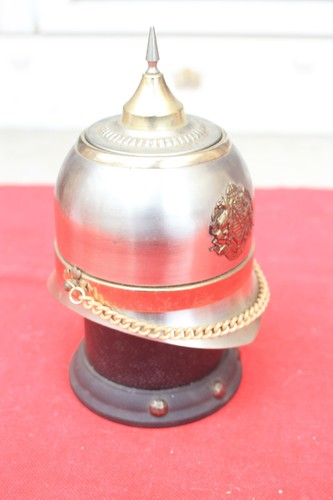 Reproduction casque prussien - reproduction,