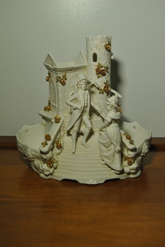 Sculpture statue figurine