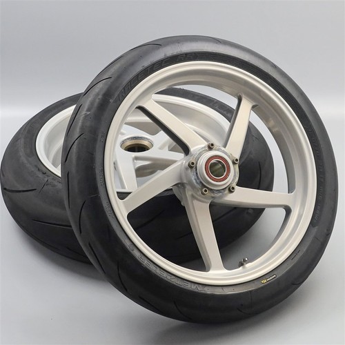 Roues magnésium avant - , et