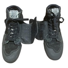 Airwalk VIC Victim Black Retro