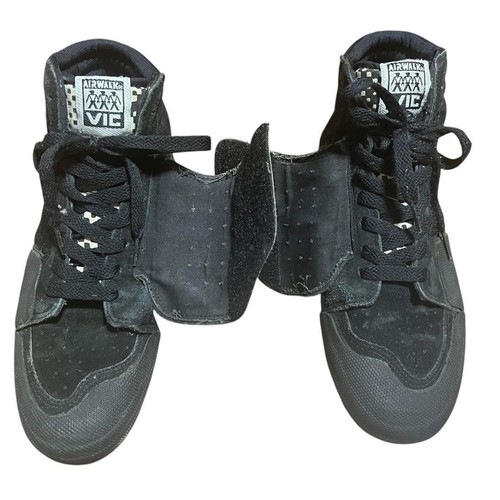 Airwalk vic victim black retro - vic,