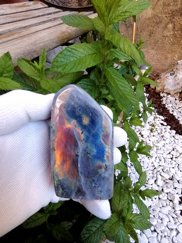 Spectrolite polie - , –