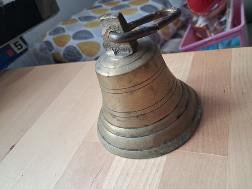 Cloche porte bronze - cloche, de
