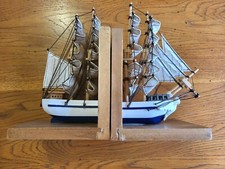 Serre-Livres Maquette Frégate Constitution Bois et Tissu Bibliothèque Marine Mer