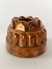 Ancien petit moule en cuivre