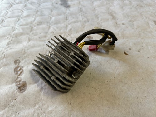 Regulateur sym 125 - -,