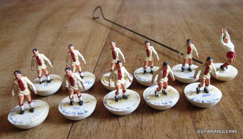 Subbuteo football 10 joueurs - subbuteo,