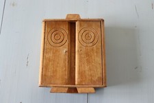 ANCIEN   PETIT MEUBLE  DE POUPÉE  ANNÉE 50/60