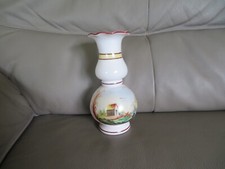 ancien vase en opaline de cristal à décor de paysage