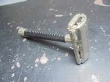 Ancien Rasoir Mécanique SCHICK